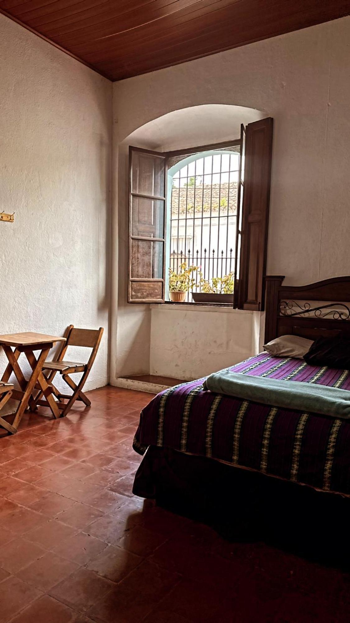 El Extranjero Hostal Antigua Ngoại thất bức ảnh